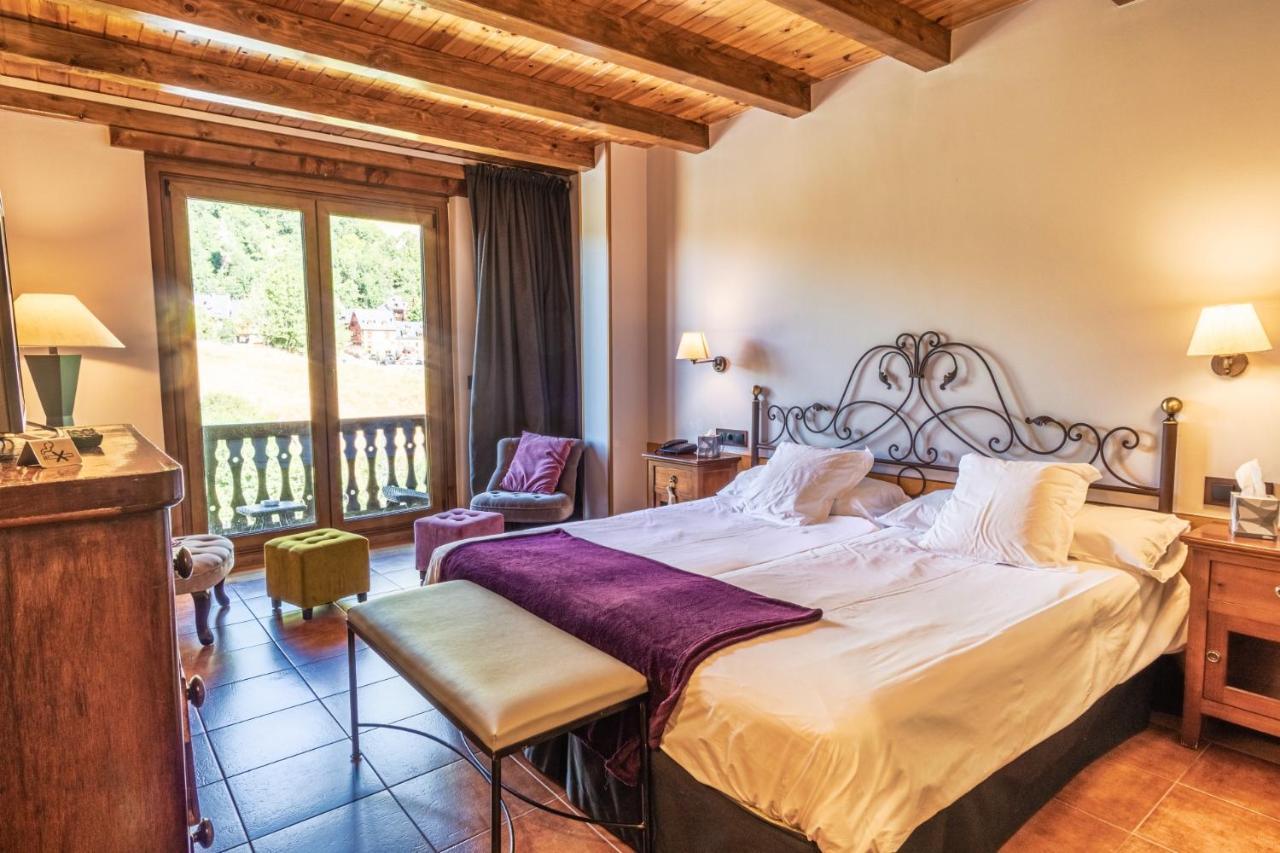 Mauberme Mountain Boutique Hotel Salardu Exterior photo