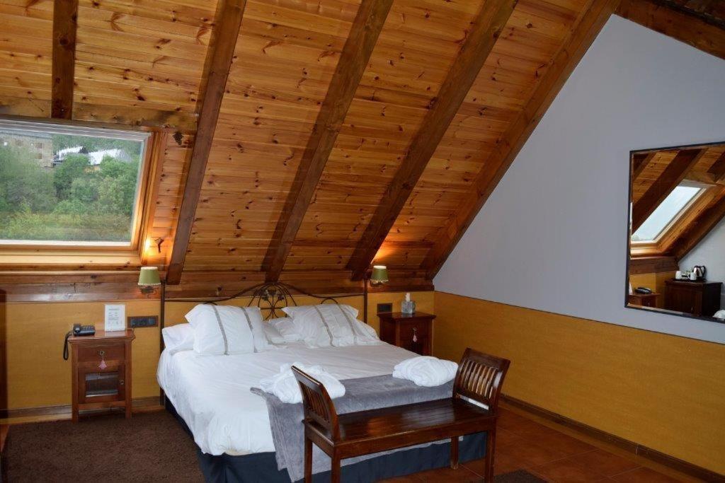 Mauberme Mountain Boutique Hotel Salardu Exterior photo
