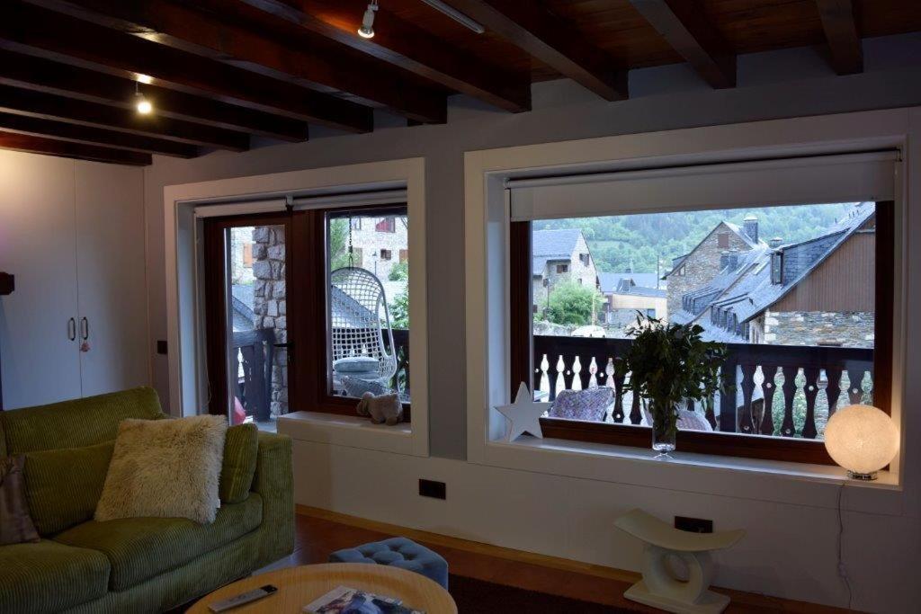 Mauberme Mountain Boutique Hotel Salardu Exterior photo