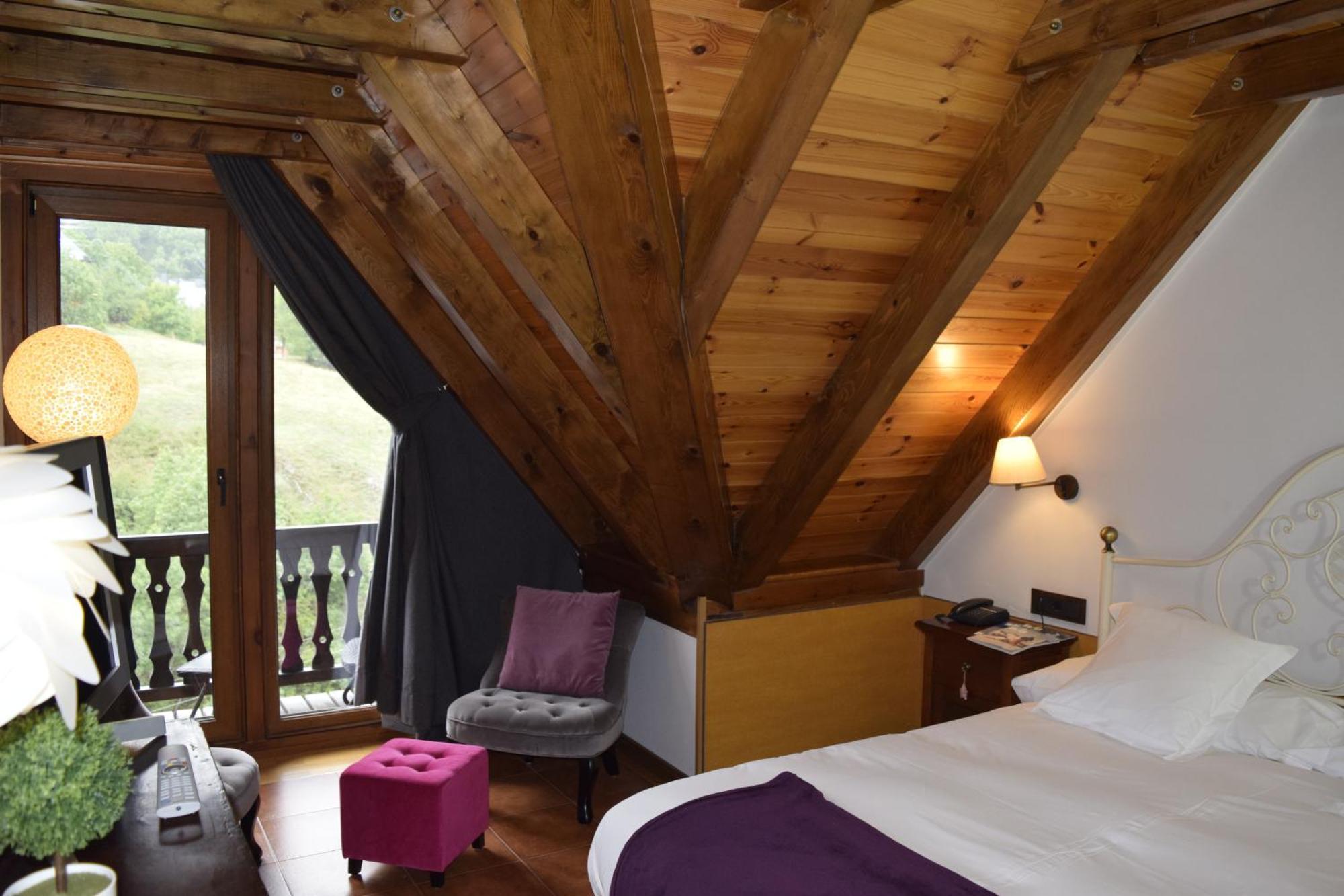 Mauberme Mountain Boutique Hotel Salardu Exterior photo